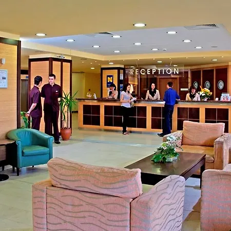 Sol Bay 4* נסבר