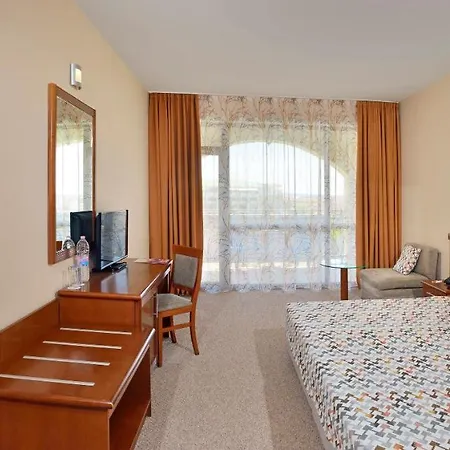 Sol Palace -