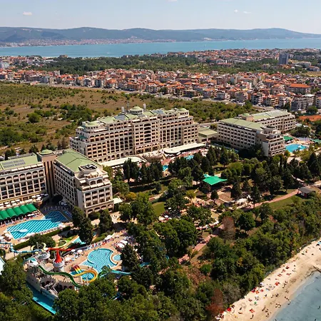 Курортный комплекс Sol Palace - 4*