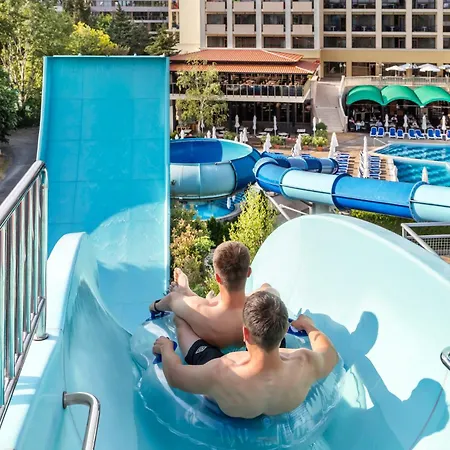 리조트 Sol Bay 네세부르