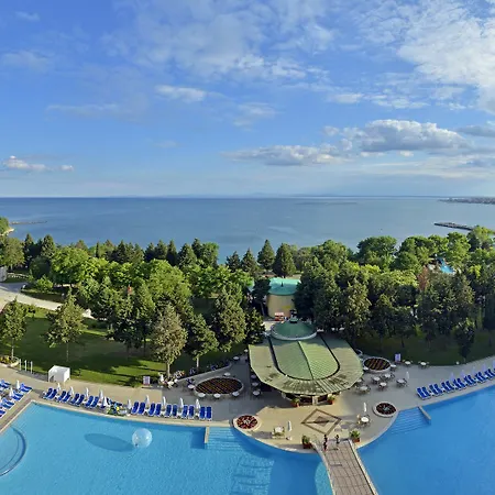 Sol Palace -